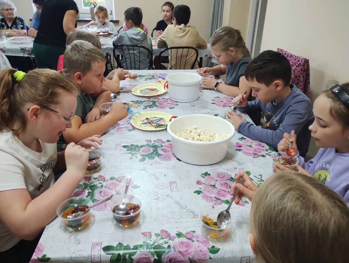 pkolonia25.jpg